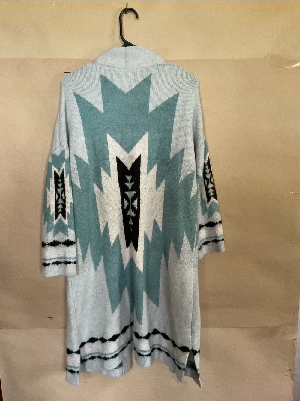 Twine & String Cozy Open-Front Aztec Cardigan. Size M. - Picture 8 of 9